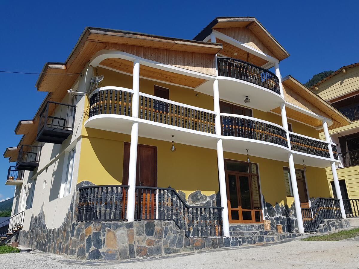 Гостевой дом Hilltop Mestia Местиа-4