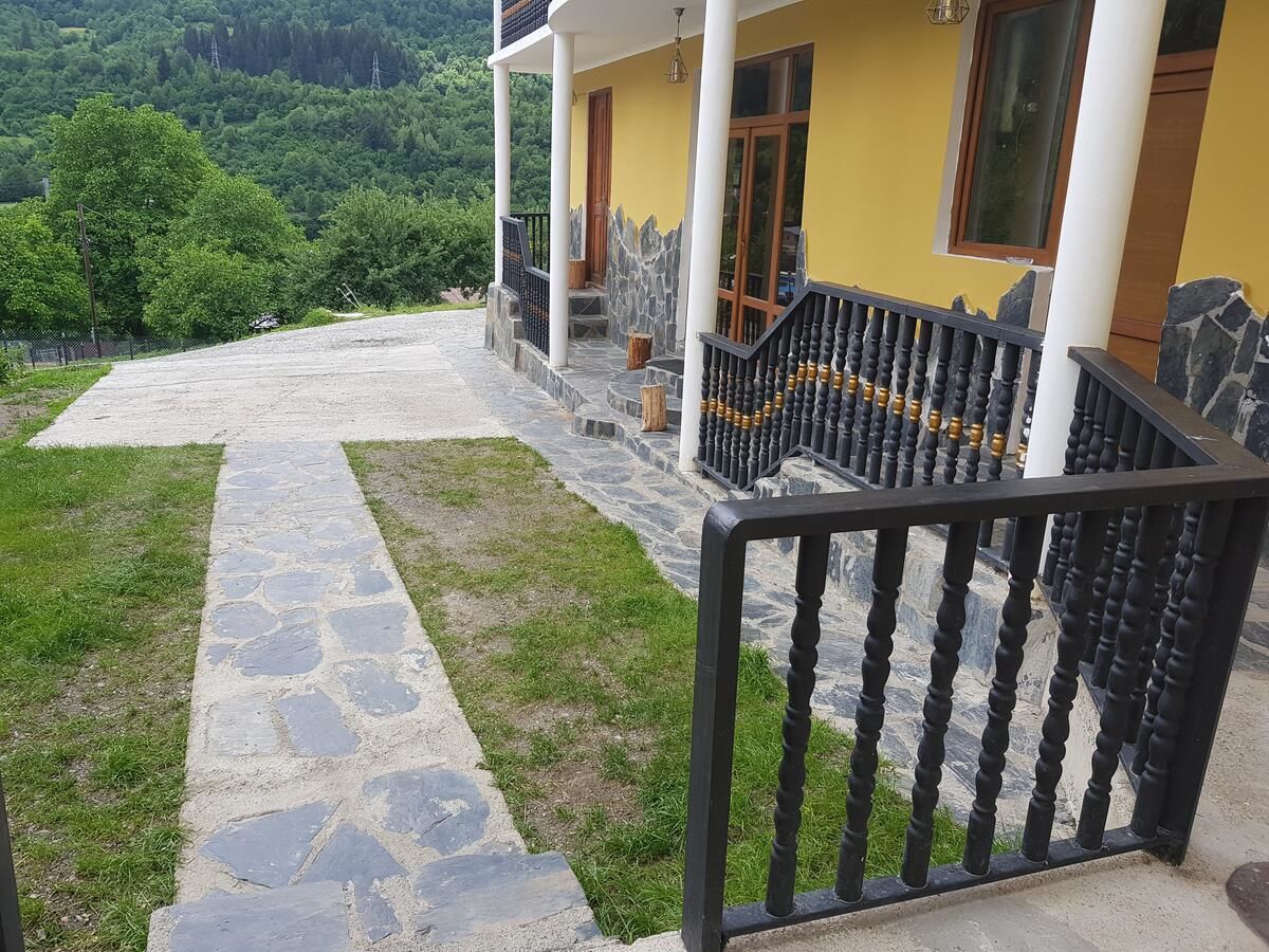 Гостевой дом Hilltop Mestia Местиа-20