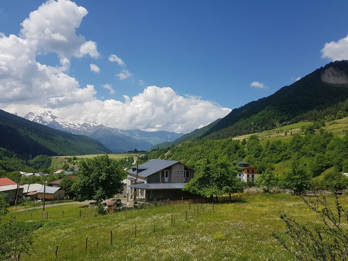 Гостевой дом Hilltop Mestia Местиа-27