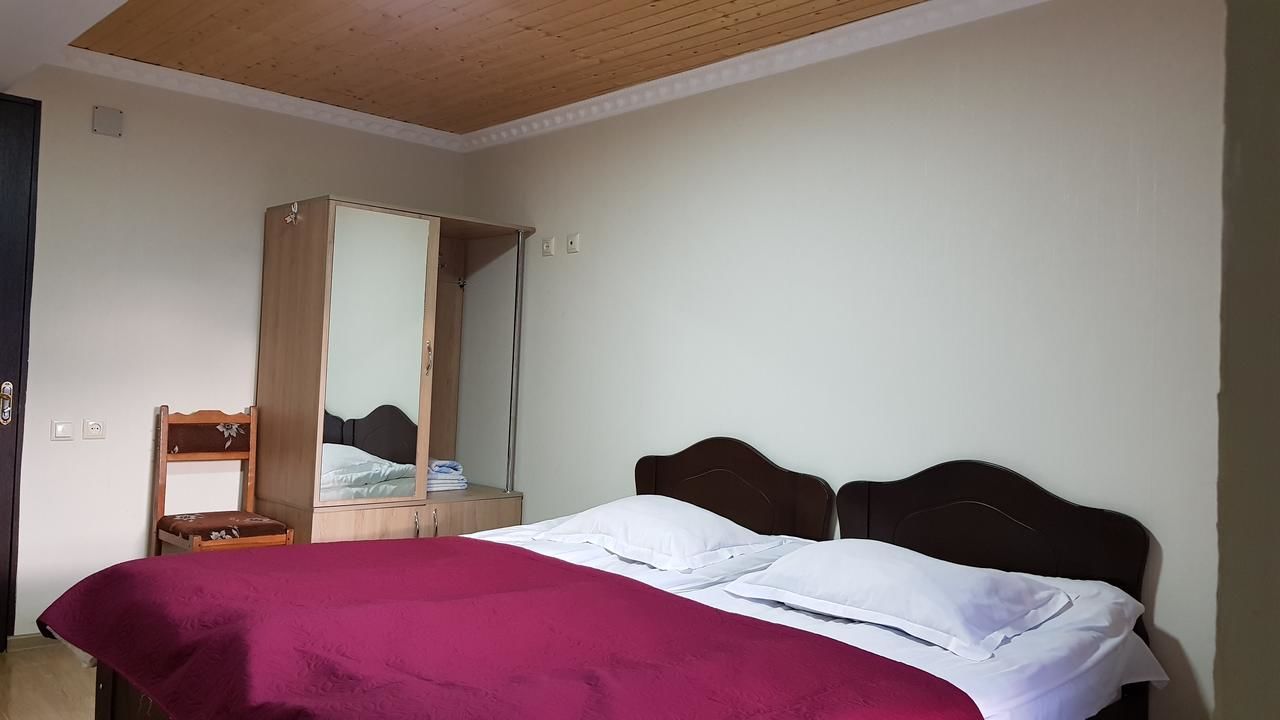 Гостевой дом Hilltop Mestia Местиа